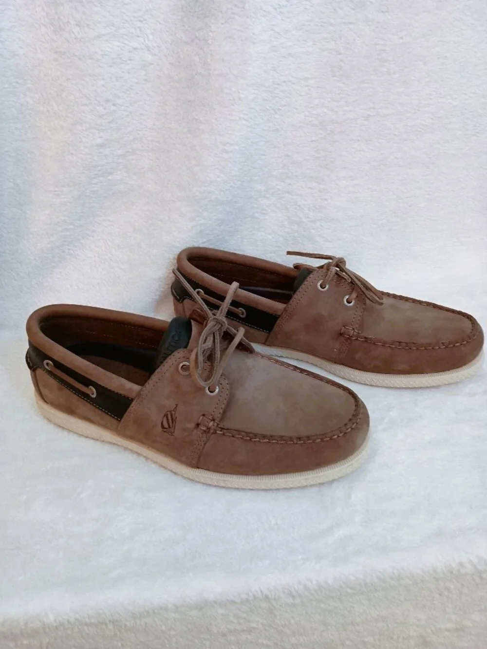 Nautica Nubuck Leather Boat Shoes Sz 11 M Brown NWOB